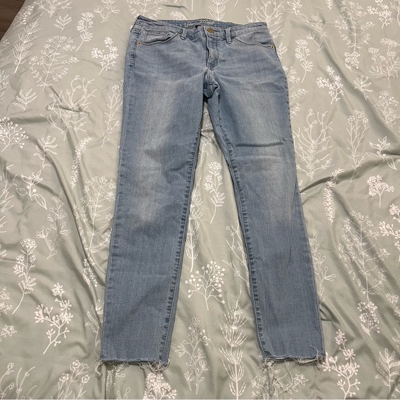 Universal Thread Mid Rise Skinny Jeans - Picture 4 of 5